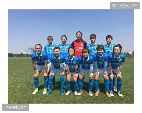 捷克队防守稳固力克强敌，状态回暖稳居小组头名