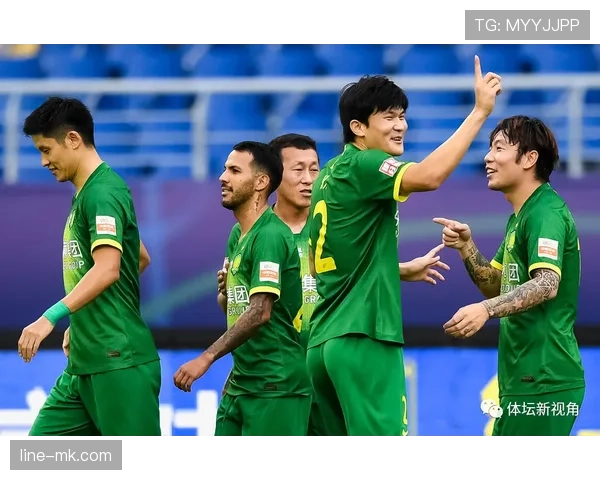 沙勒罗瓦控球制霸，持续冲击对手防线新标杆