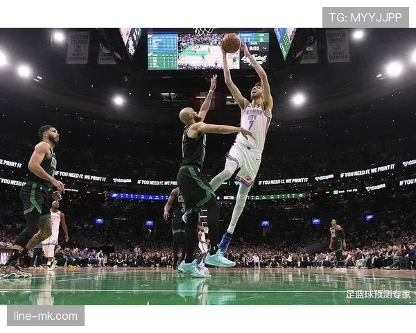 唐斯无球掩护制造错位，高效输出改变森林狼进攻结构